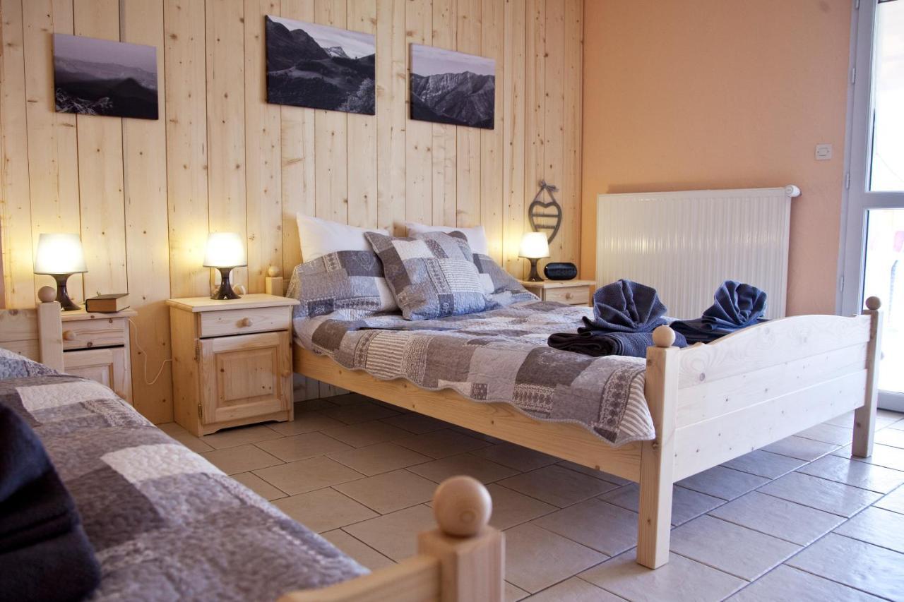 Gîtes et gîte d'étape Estives D'Arrens Habitación foto